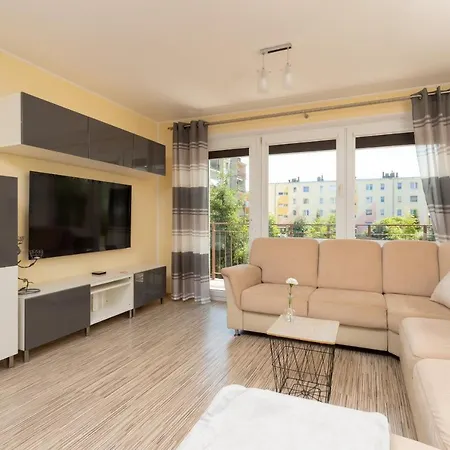Apartment Family Romanowskiego With Balcony By Renters *